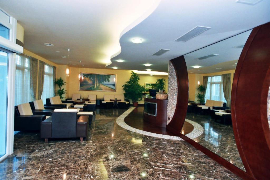 Hotel Savus Славонський Брод Екстер'єр фото